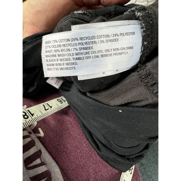 Isabel Maternity Midi Short‎ Size 12 Black Full Panel 4" Inseam - Picture 7 of 8